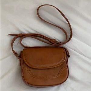 Brown crossbody F21